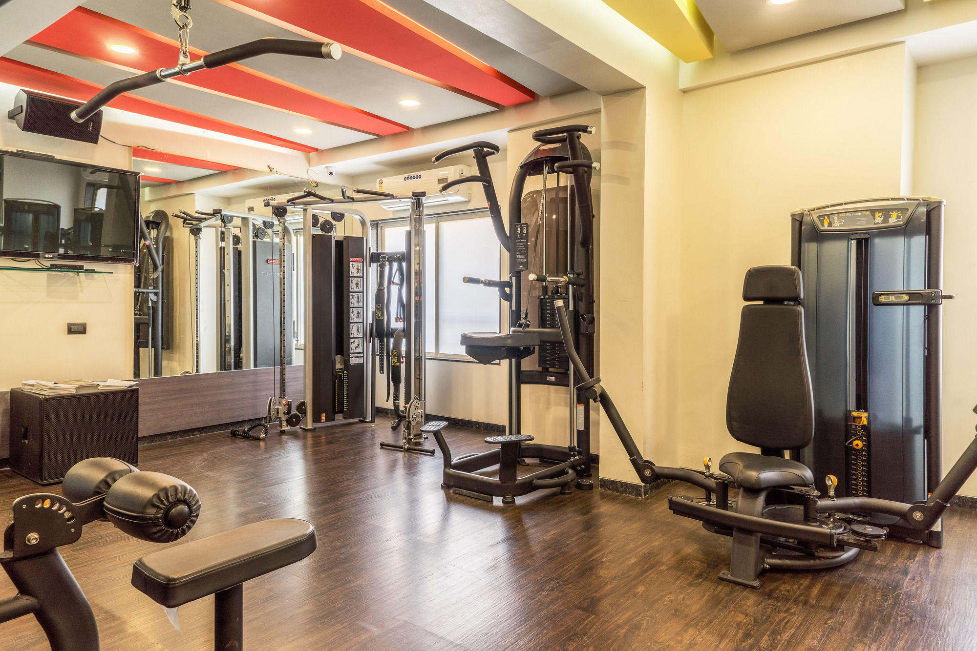 Treebo Trend Royal Kourt Aurangabad Hotel Luaran gambar